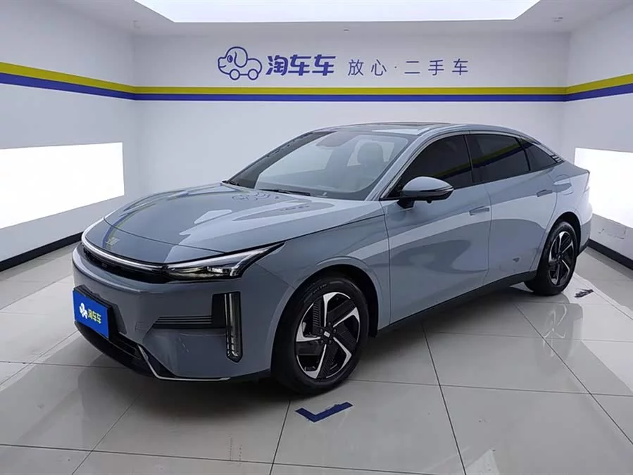 Geely Galaxy L6