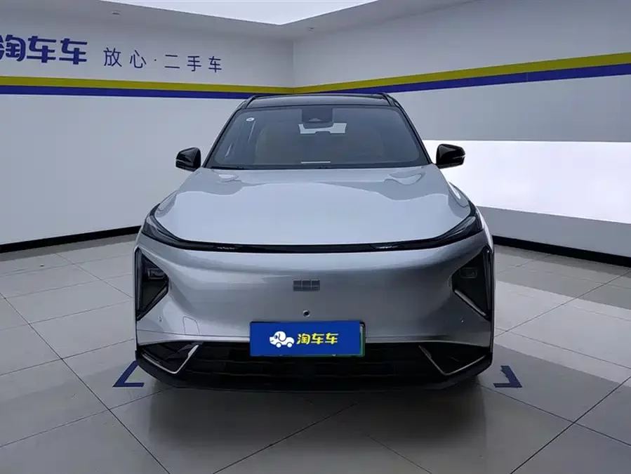 Geely Galaxy L7