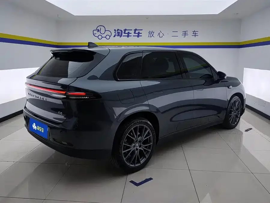 Leapmotor C10
