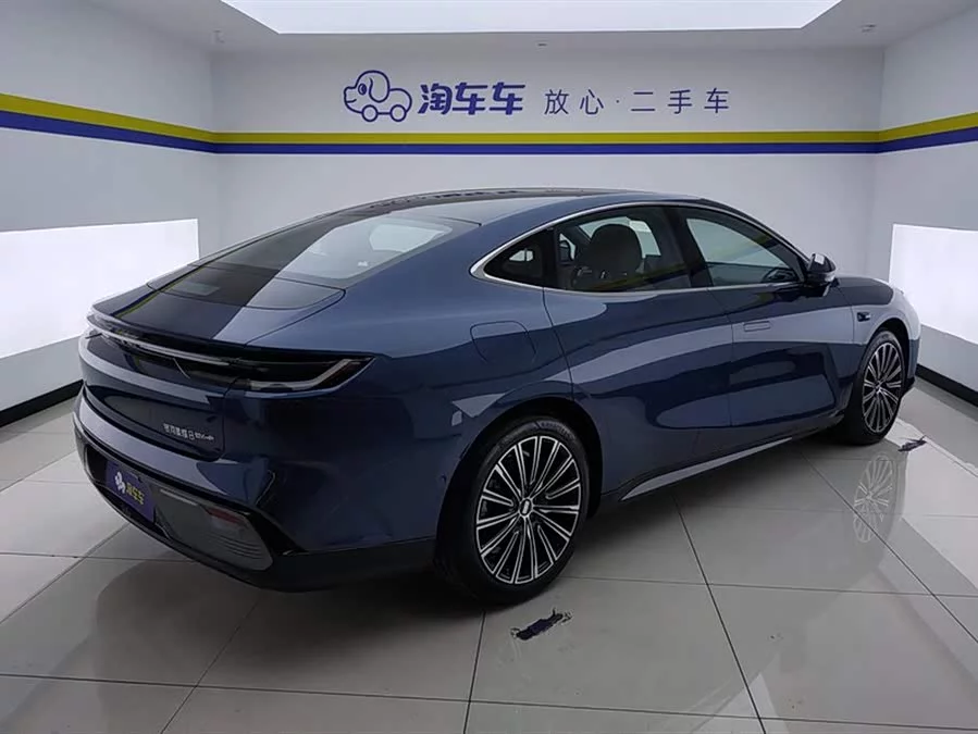 Geely Galaxy Star 8