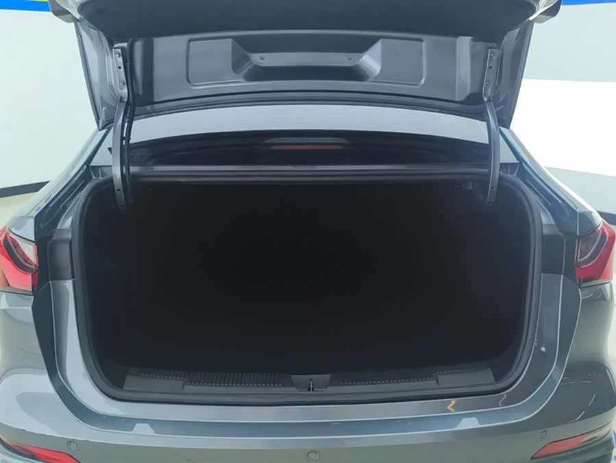 Roewe i5