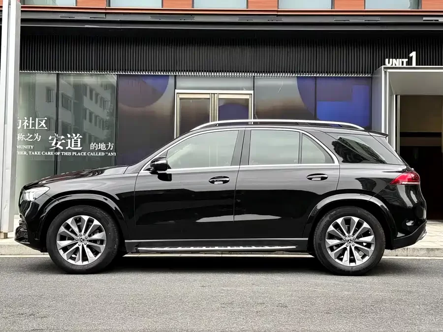 Mercedes Benz GLE (Imported)