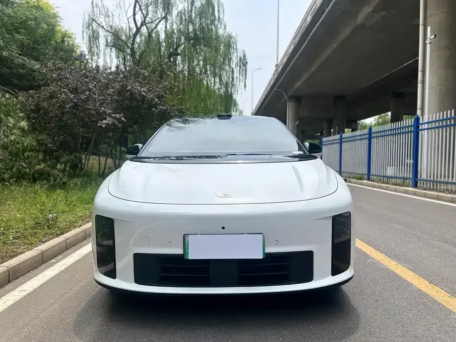Li Auto i6