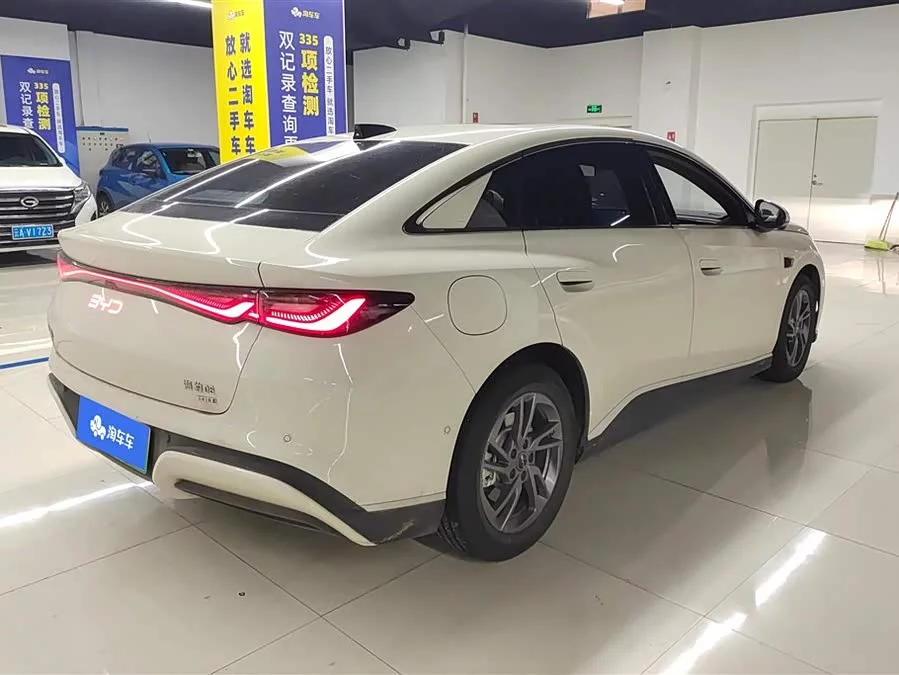 BYD Seal 06