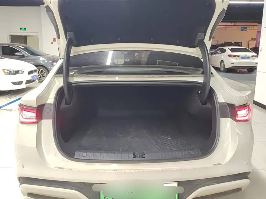 BYD Seal 06