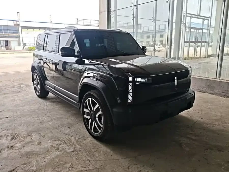 iCAR 03