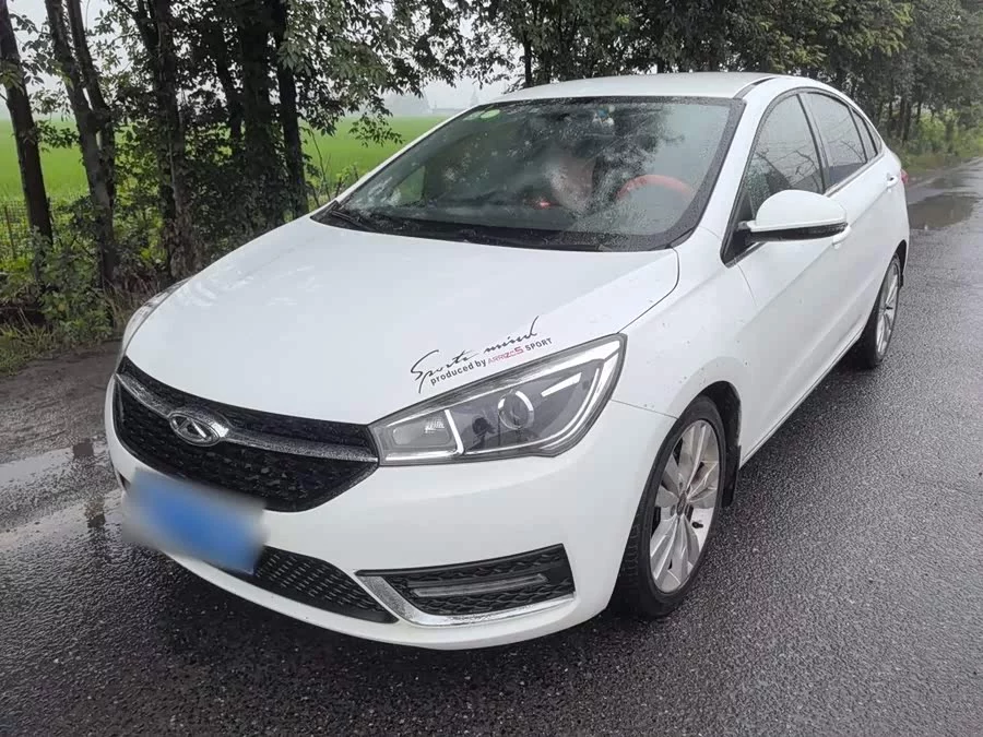 Chery Arrizo 5