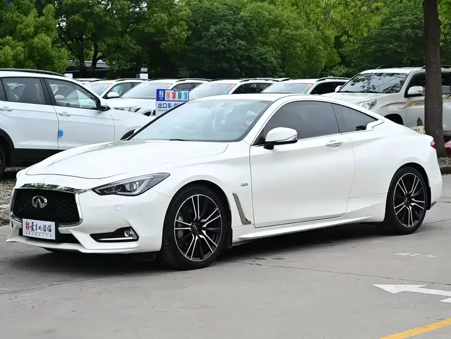 Infiniti Q60