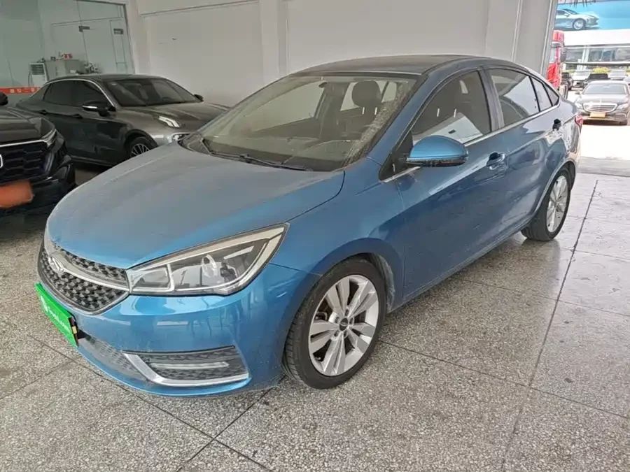 Chery Arrizo 5