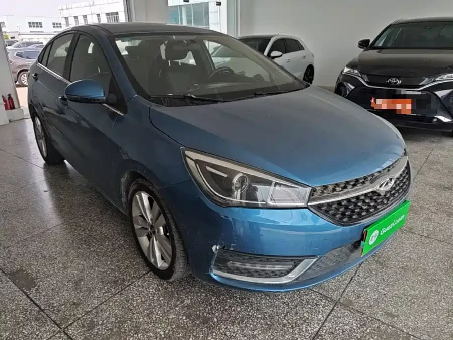 Chery Arrizo 5