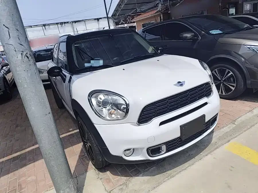 MINI COUNTRYMAN
