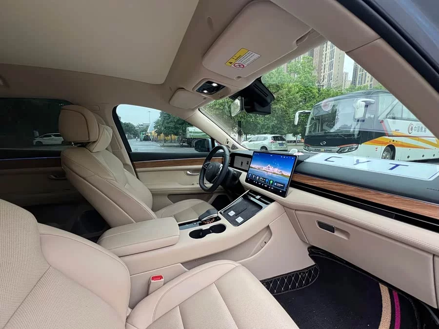 AITO Wenjie M5
