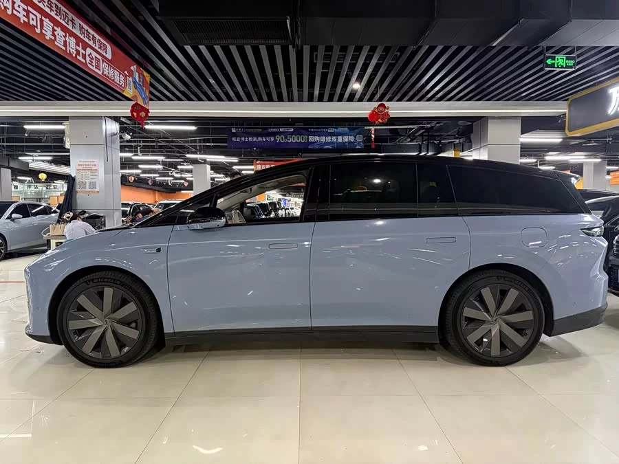 Li Ideal i8