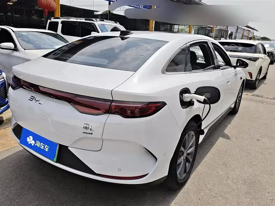 BYD Qin L