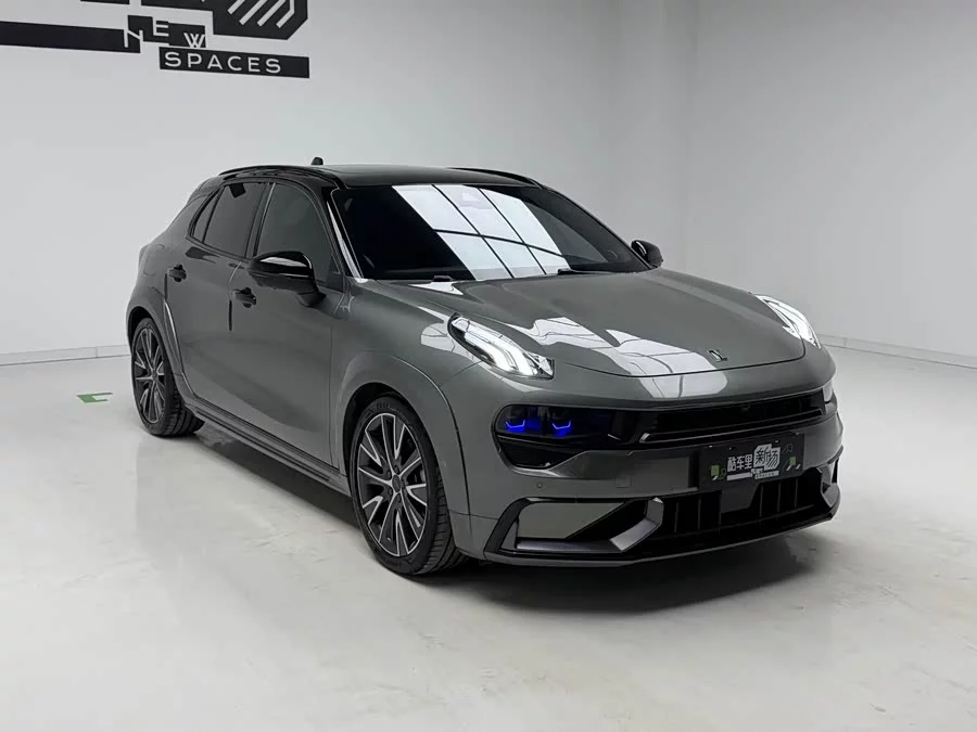 Lynk & Co 02 Hatchback