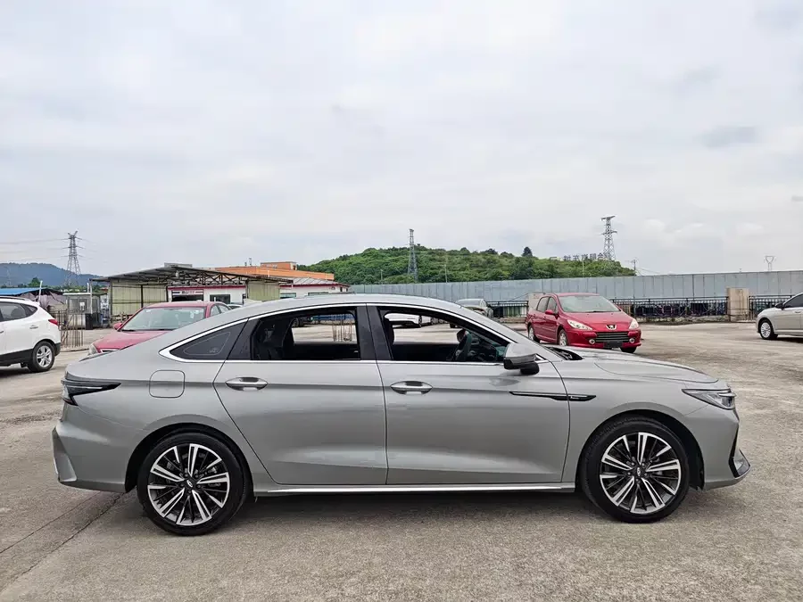Chery Arrizo 8