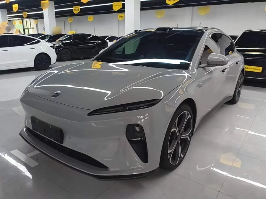 NIO ET5T