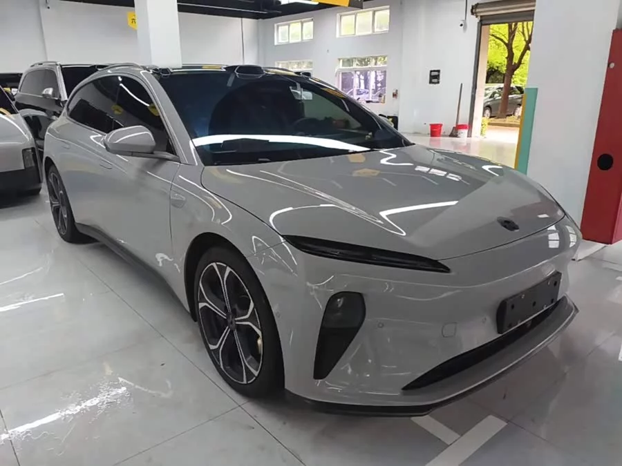 NIO ET5T