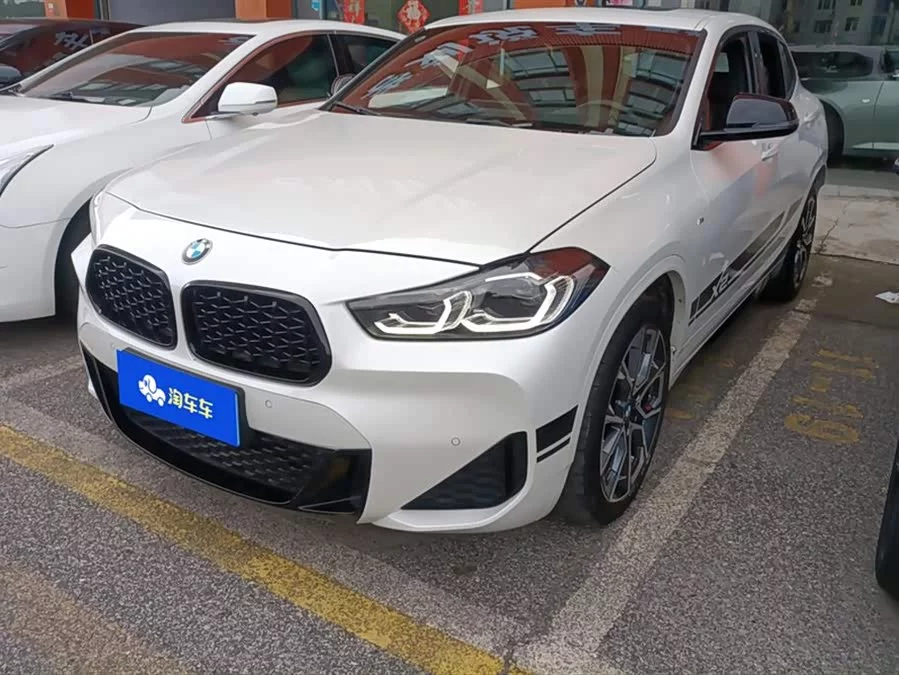 BMW X2