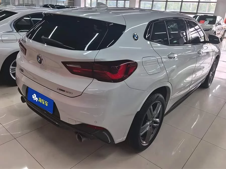 BMW X2