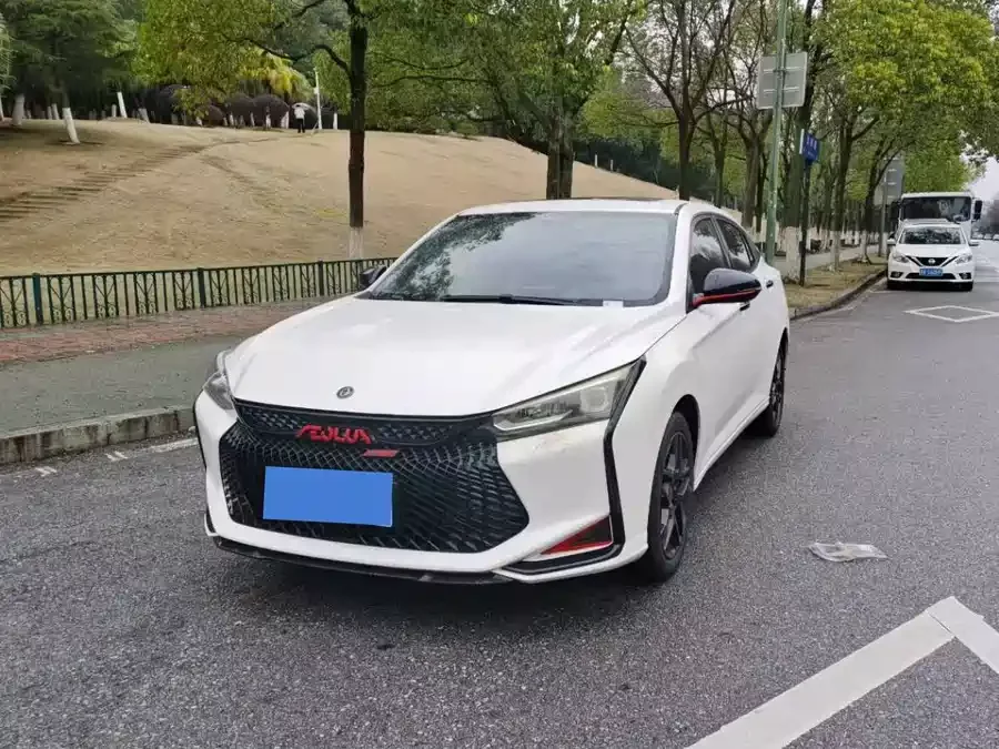 Dongfeng Yixuan