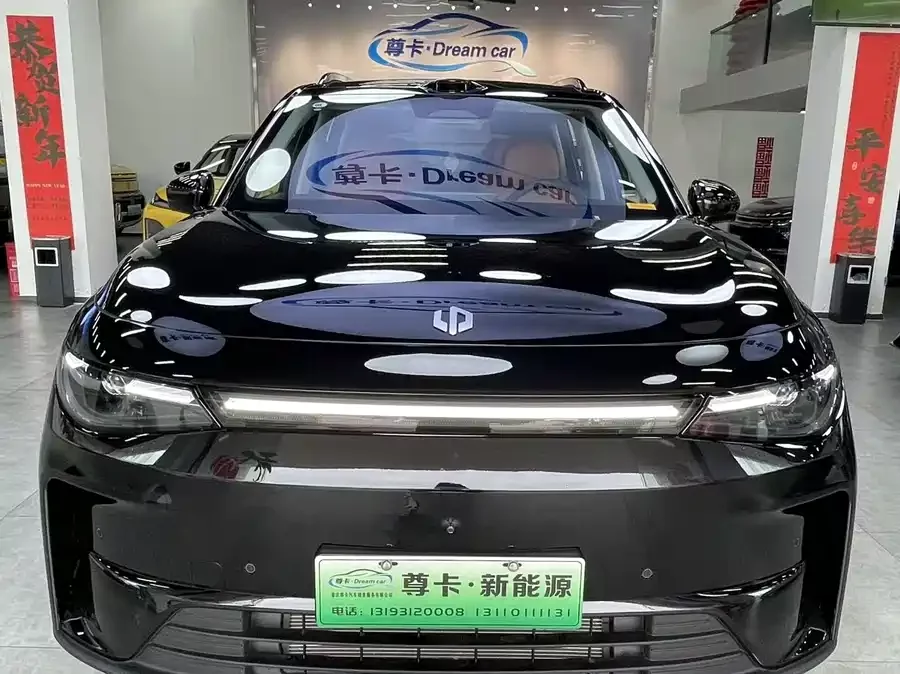 Leapmotor C16