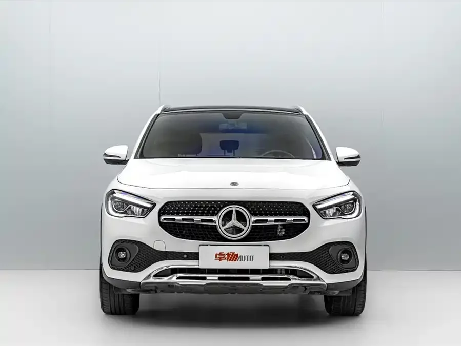 Mercedes Benz GLA