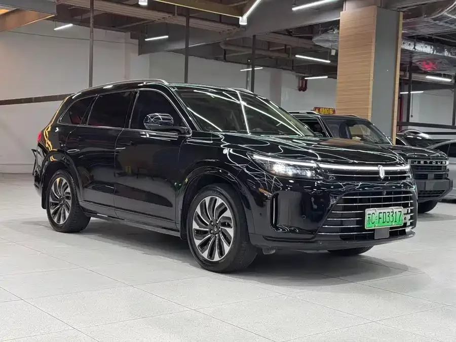 AITO Wenjie M7
