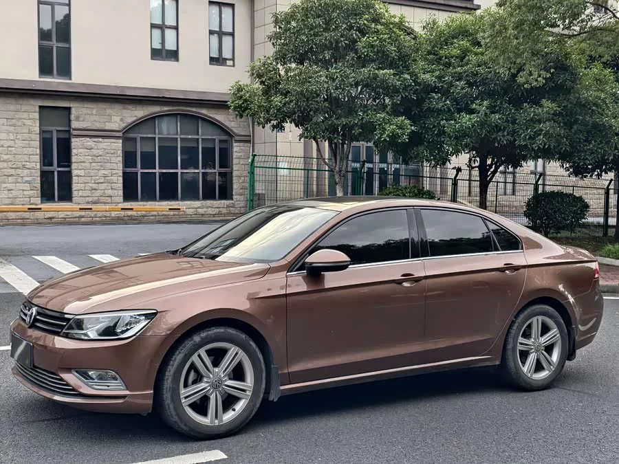 Volkswagen Lingdu