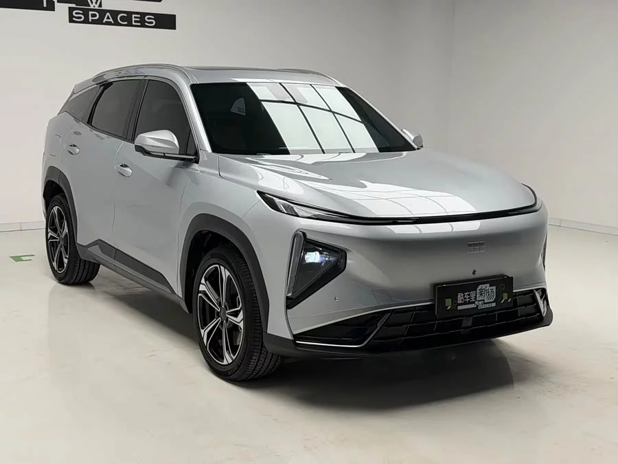 Geely Galaxy L7