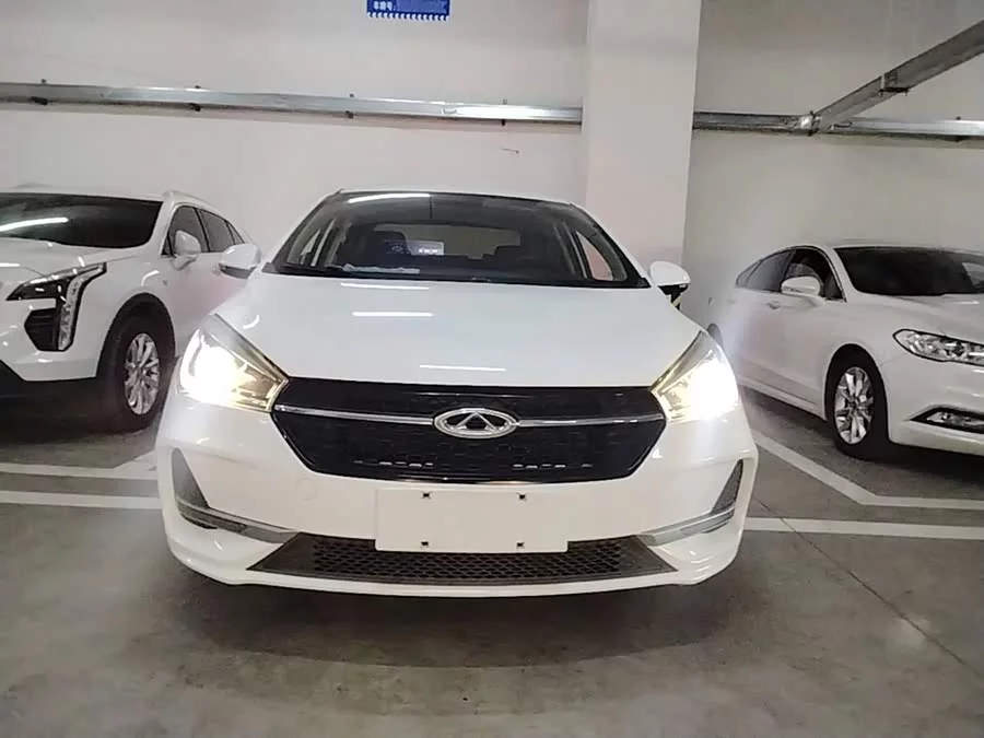 Chery Arrizo 5