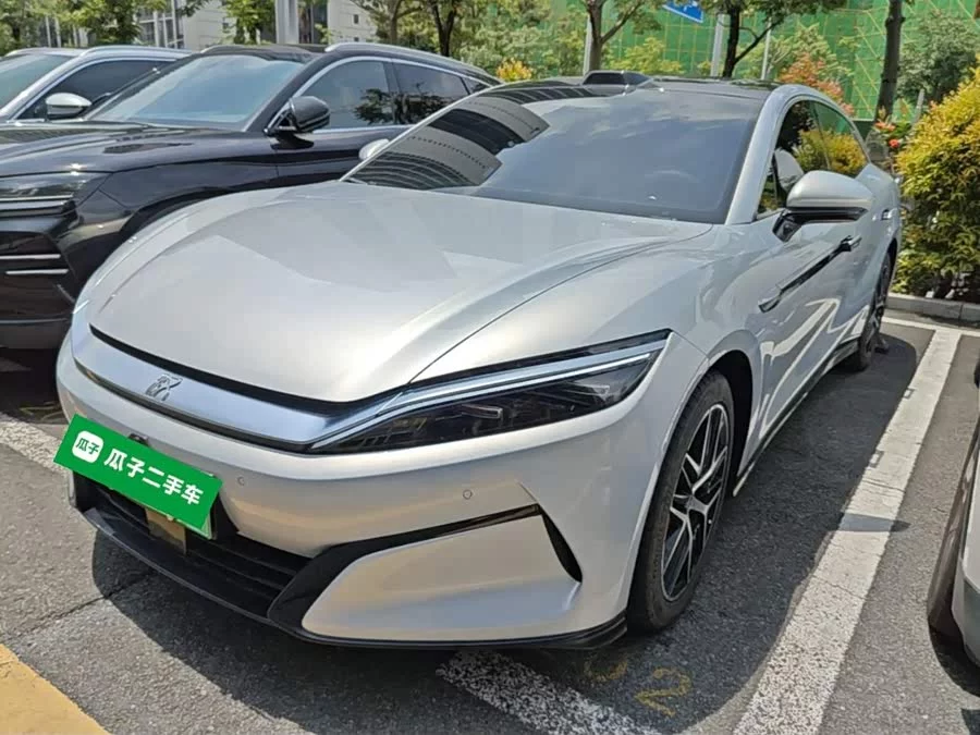 BYD Han L