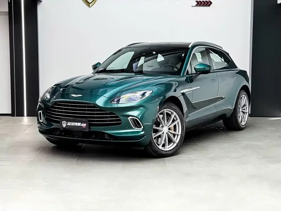 Aston Martin DBX