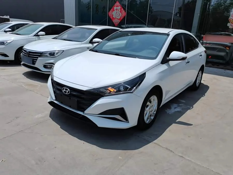 Hyundai Elantra / Celesta