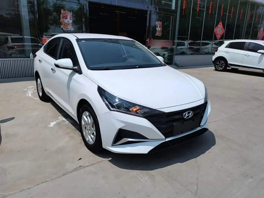 Hyundai Elantra / Celesta