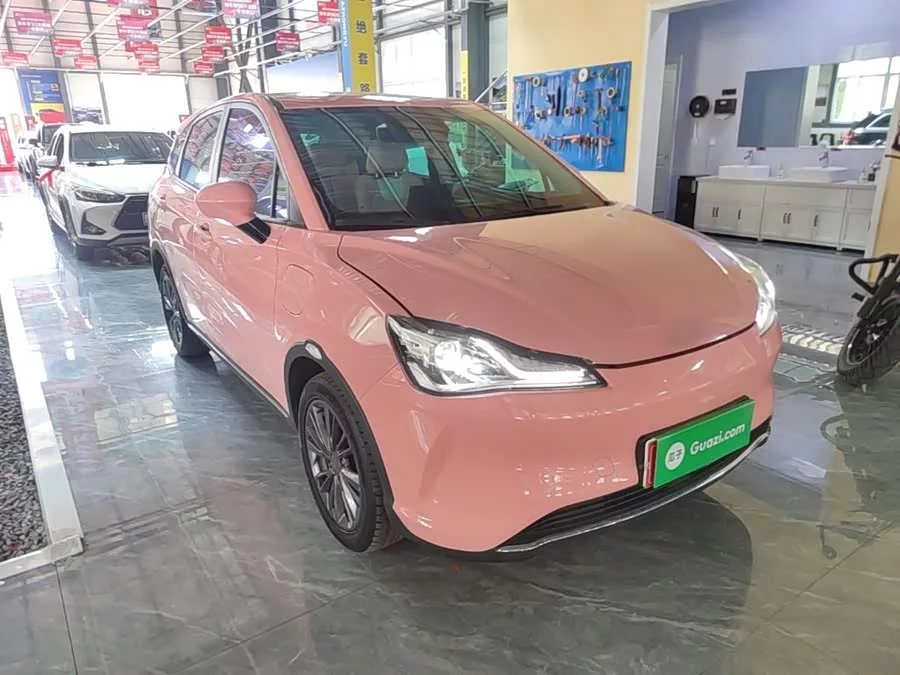 NETA Nezha V