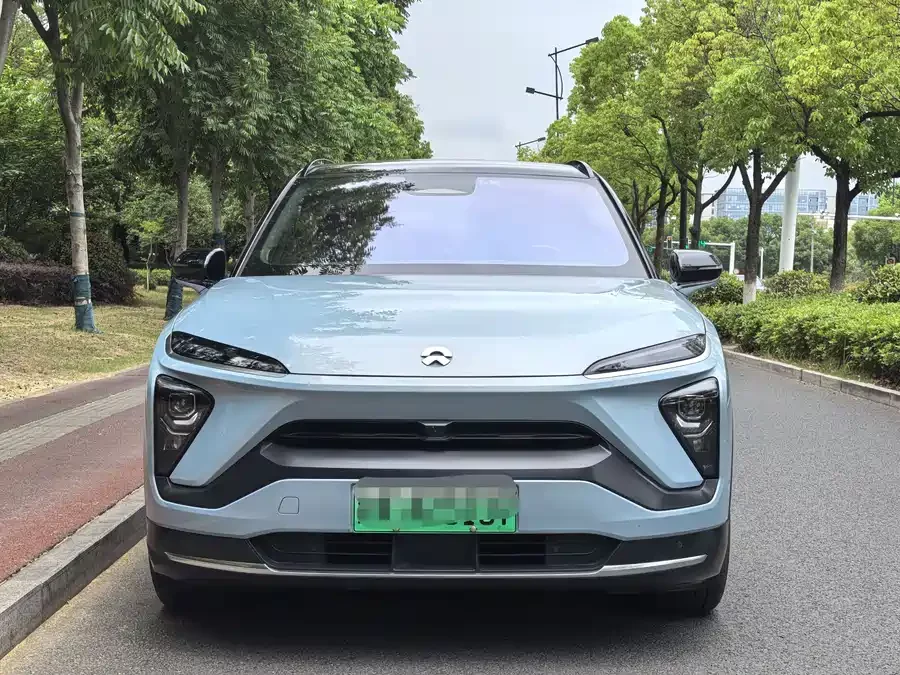 NIO ES6