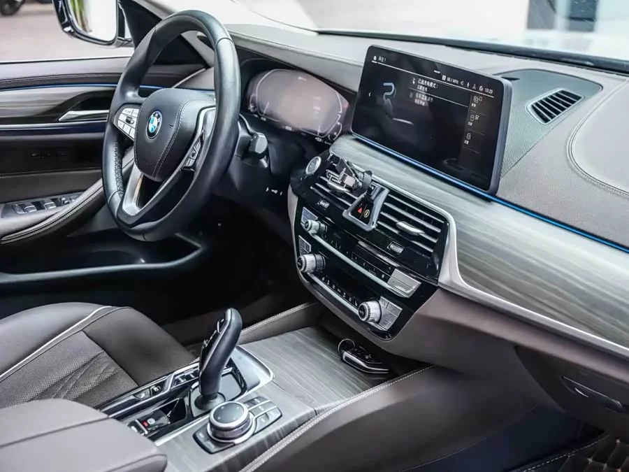 BMW 5 Series New Energy