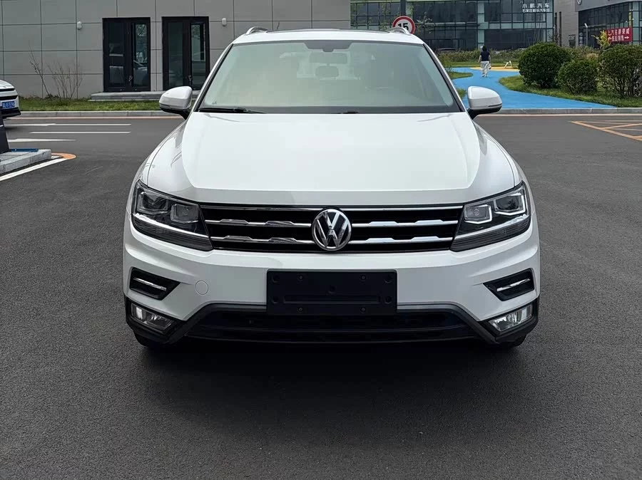 Volkswagen Tiguan L
