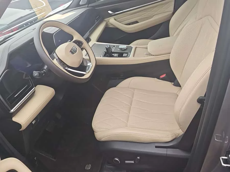 Geely Xingyue L