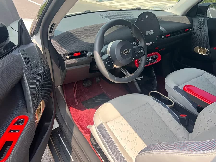 MINI electric  COOPER