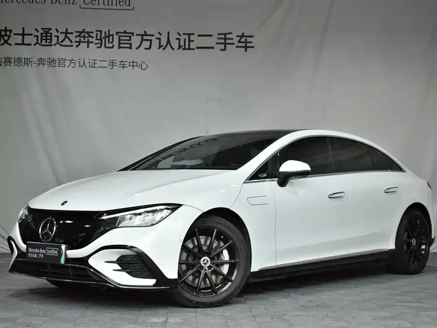 Mercedes Benz EQE