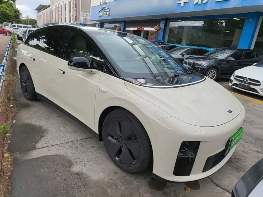 Li Auto i6