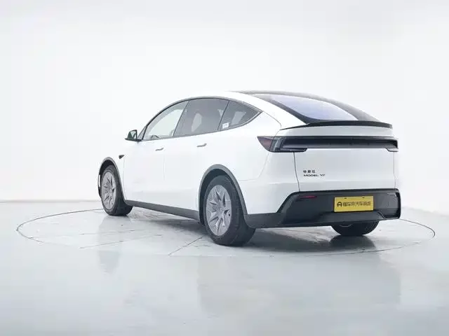 Tesla Model YL