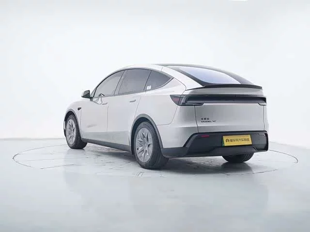 Tesla Model YL
