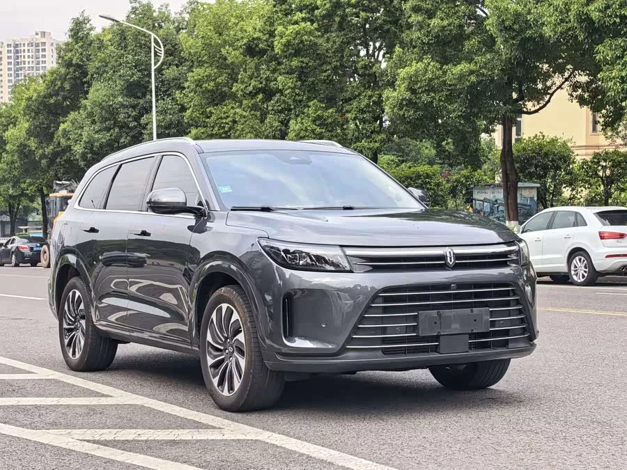 AITO Wenjie M7