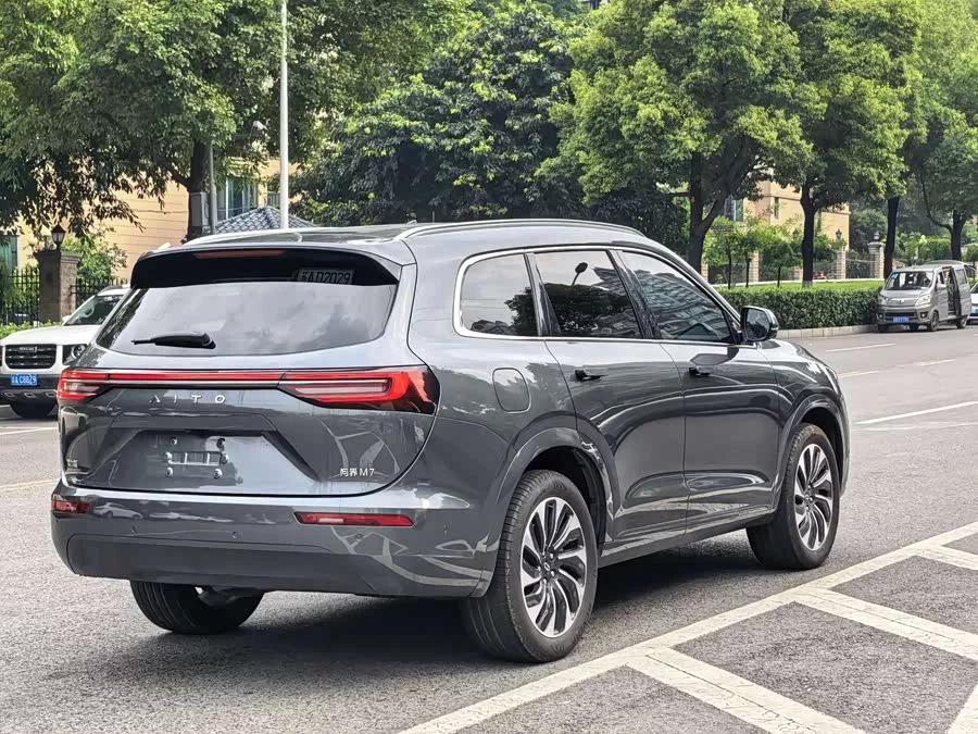 AITO Wenjie M7