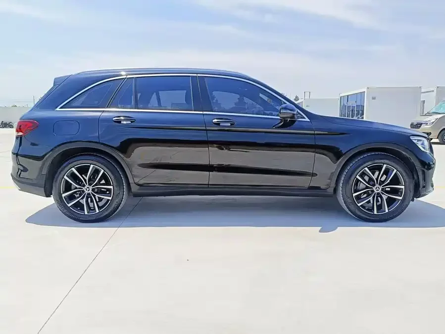 Mercedes Benz GLC