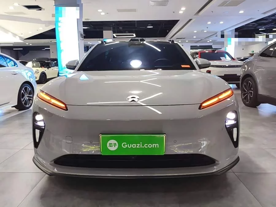 NIO ET5T