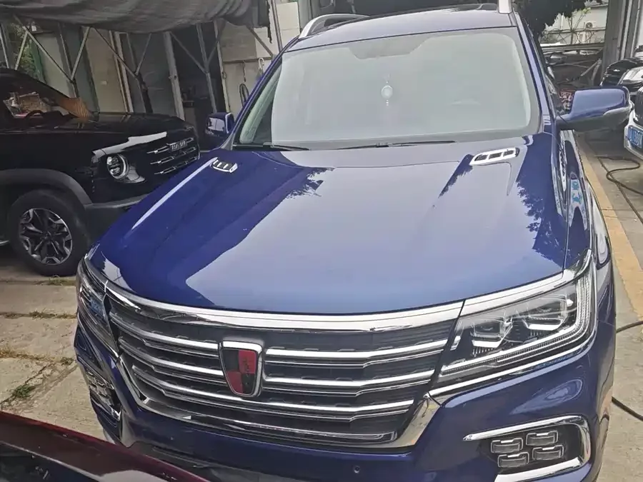 Roewe RX8